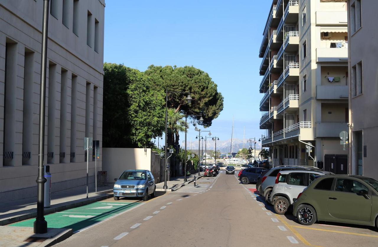 Charming & Luxurious Gem Apartment Olbia Exterior foto