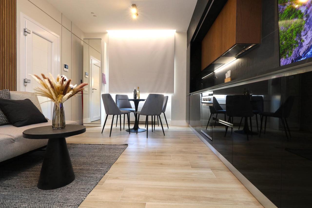Charming & Luxurious Gem Apartment Olbia Exterior foto