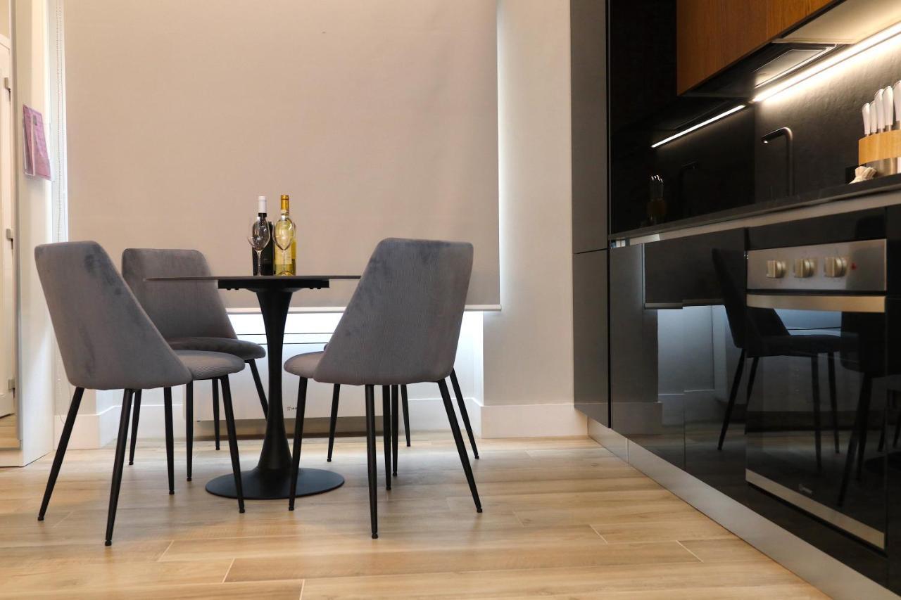 Charming & Luxurious Gem Apartment Olbia Exterior foto