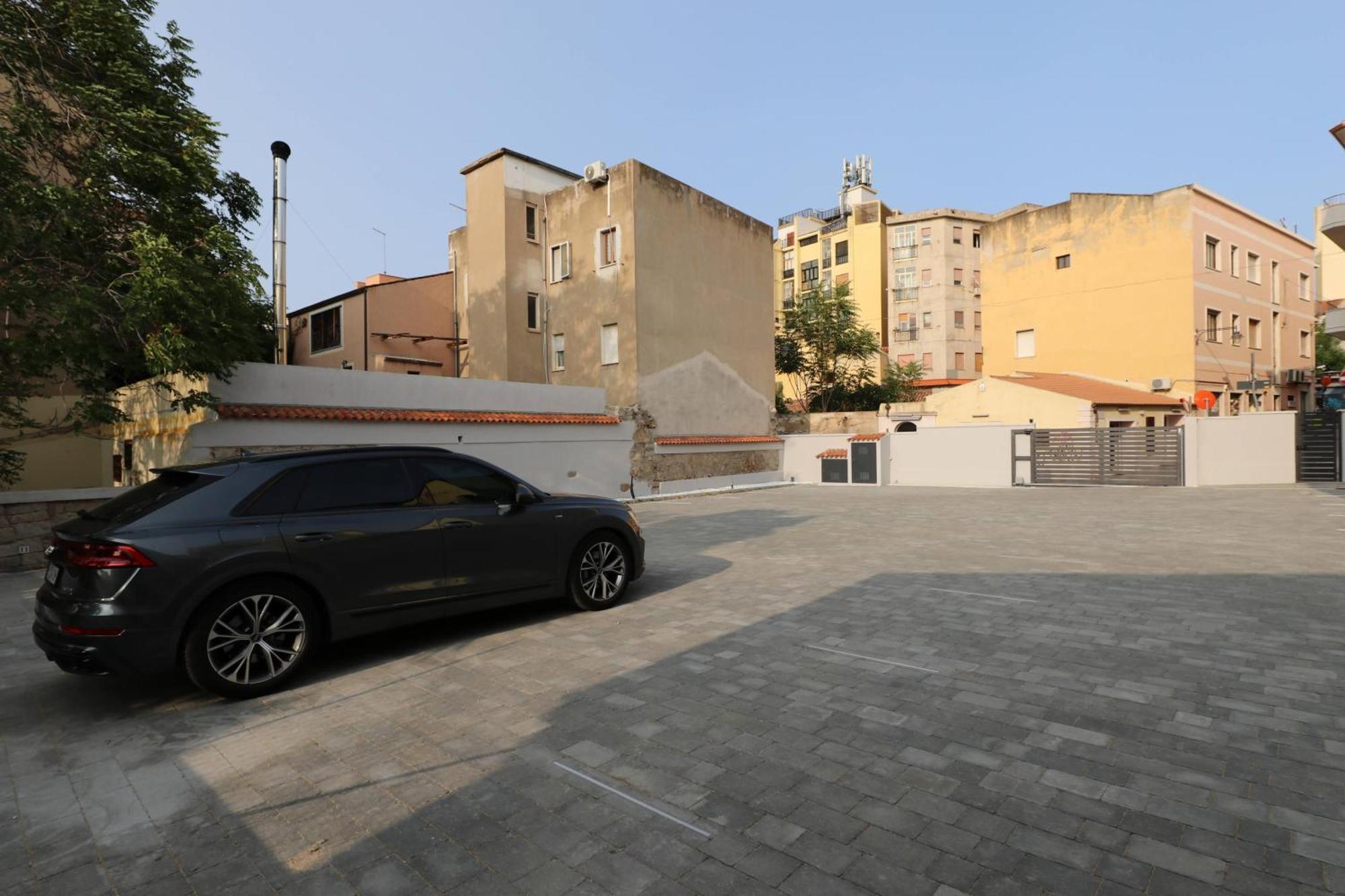 Charming & Luxurious Gem Apartment Olbia Exterior foto