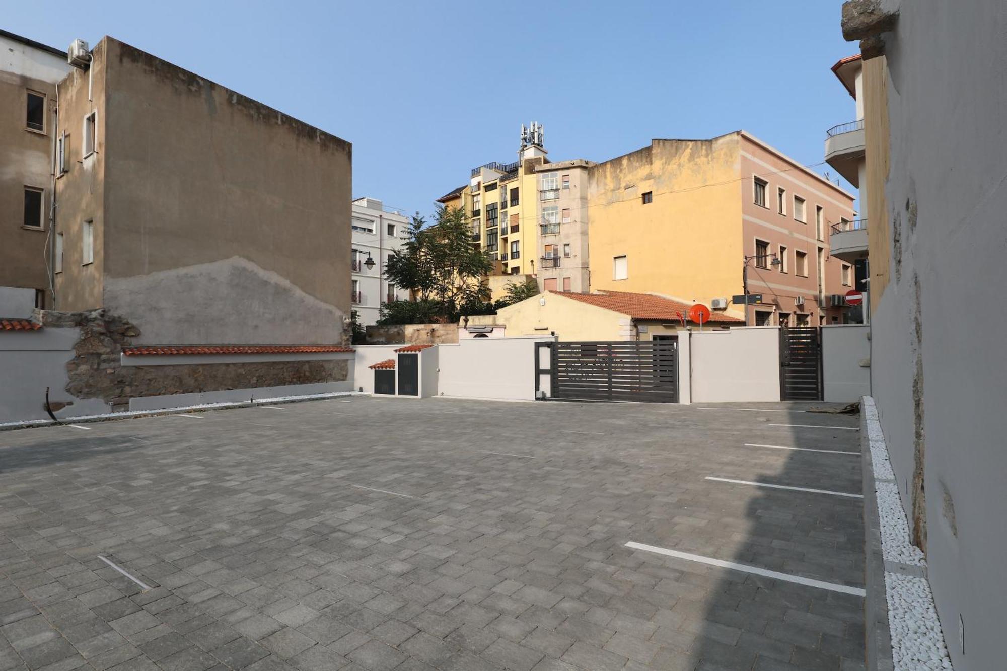 Charming & Luxurious Gem Apartment Olbia Exterior foto